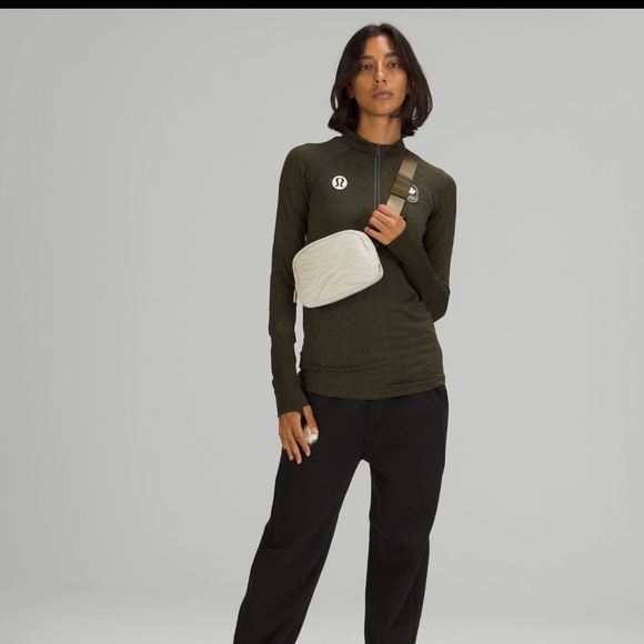 Lululemon team Canada limited edition everywhere quilted belt bag sage unisex - Picture 2 of 9